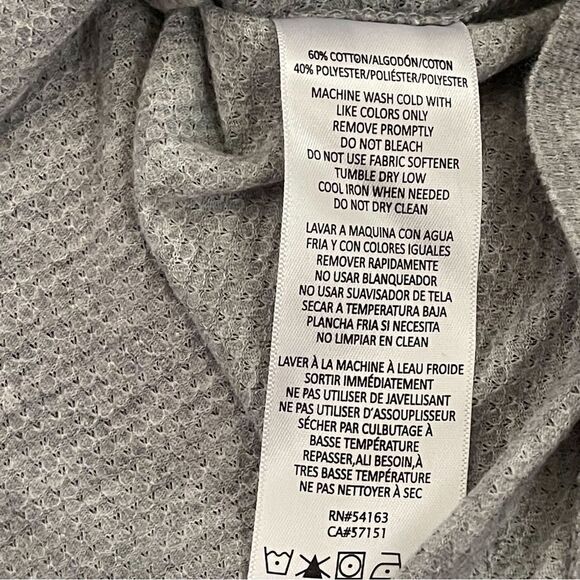 Calvin Klein Grey Short Sleeve Loungewear Athleisure Pullover Sweatshirt SZ M - Picture 9 of 9